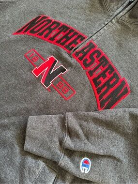 Northeastern University 1898 Champion  1/4 Zip Sweatshirt Embroidered Gray Men M